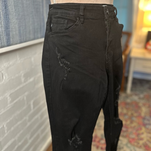 Kancan Black Distressed Skinny Jeans - Picture 9 of 16